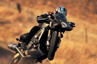 Aprilia Rsv R Tuono Naked Motorcycle Review Road Test Cycle World