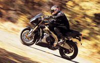 Aprilia Rsv R Tuono Naked Motorcycle Review Road Test Cycle World