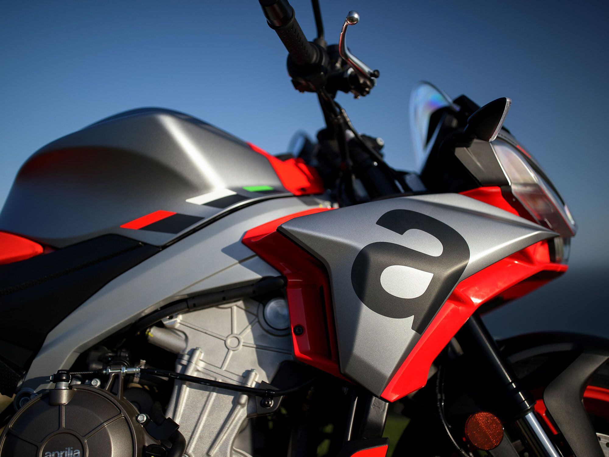 They call it a “naked,” but this bodywork suggests otherwise. Then again, it does push heat away from the rider as well as offering some aerodynamic benefits.