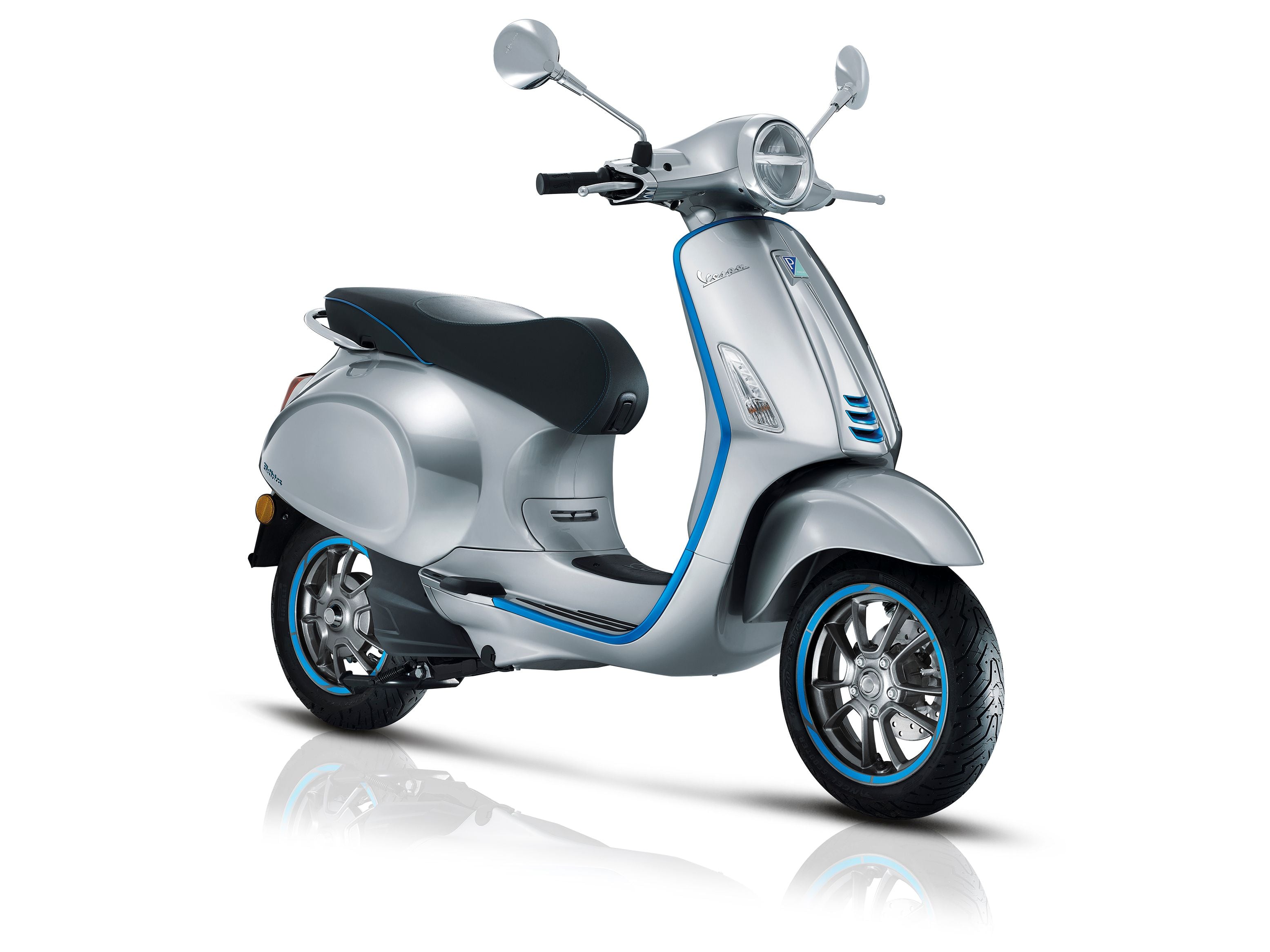 2020 Vespa Elettrica Buyer's Guide: Specs, Photos, Price