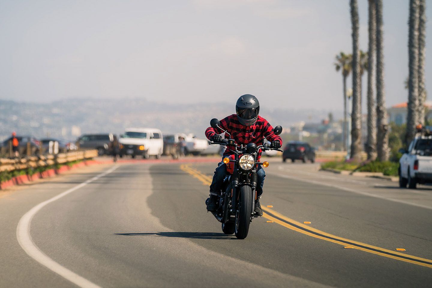 Earning street cred with the Hunter 350 at Sunset Cliffs, San Diego.