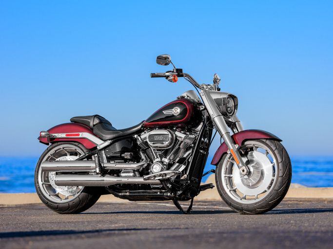 The iconic Fat Boy receives an updated tank badge and redesigned 11-spoke wheels for model year 2022.