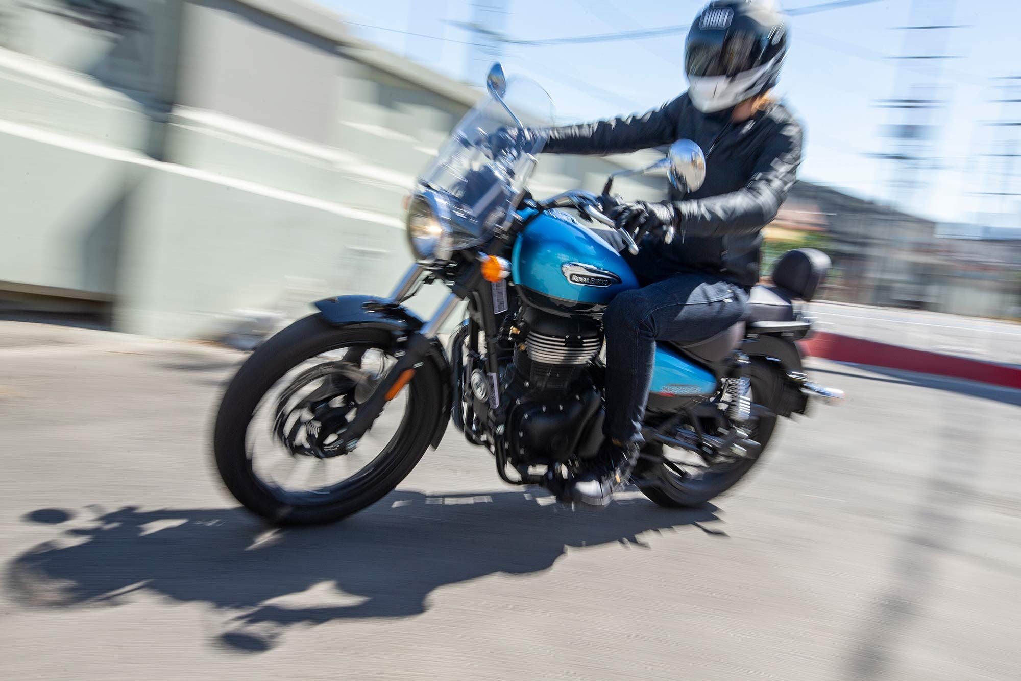 Riding the Meteor is comfortable and stable at highway speeds, but springy suspension limits how hard it can be pushed when compared to the Rebel.