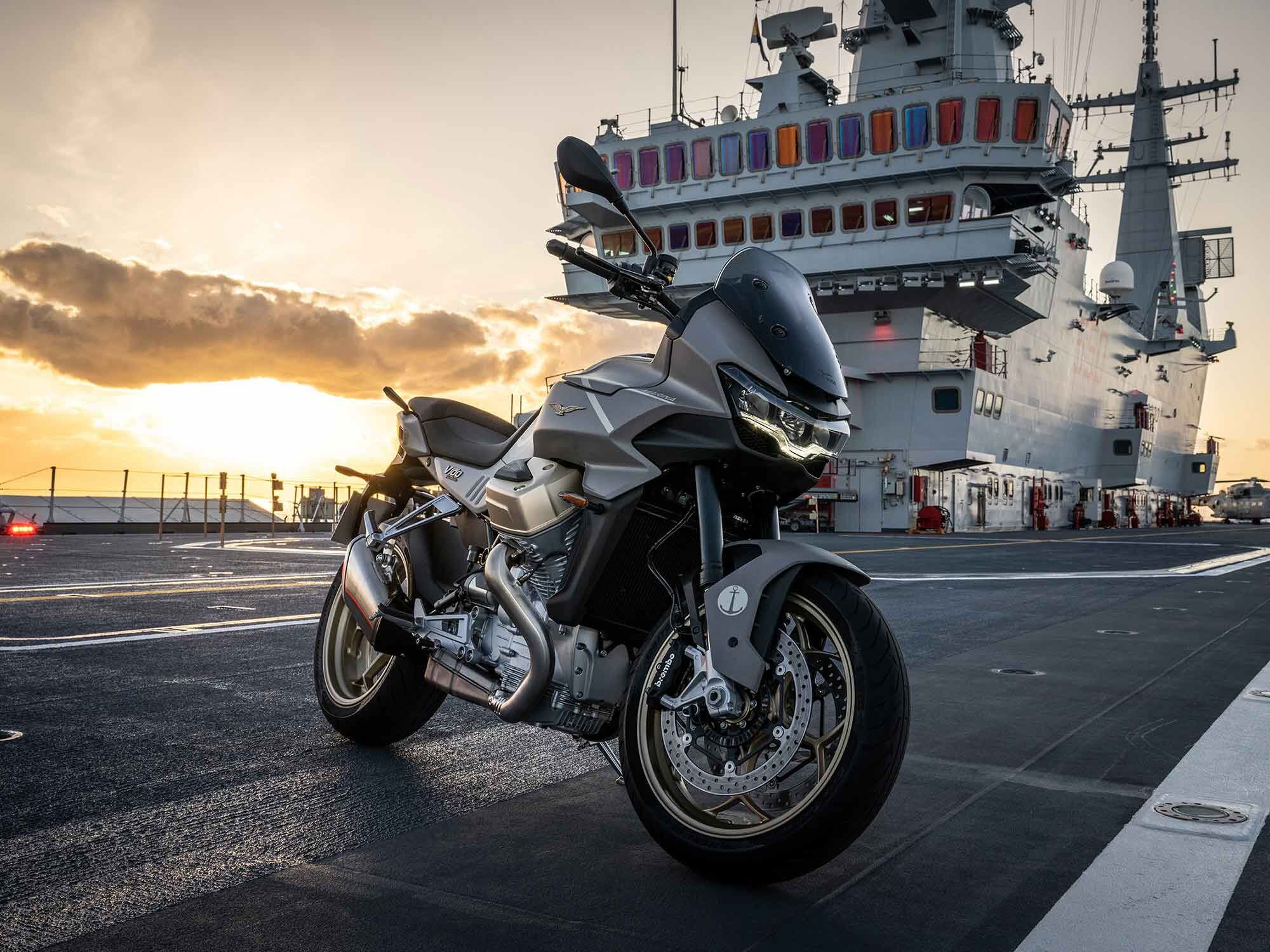 A fitting stage for Moto Guzzi’s latest special edition: The V100 Mandello Aviazione Navale sits on the flight deck of Italian aircraft carrier Cavour.
