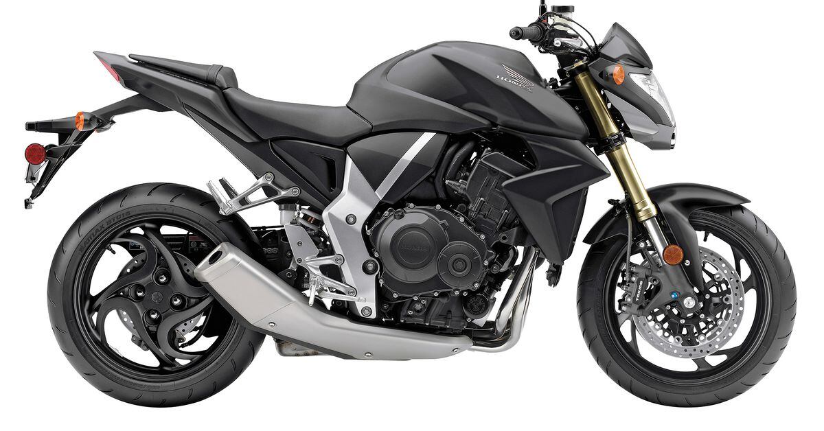 EICMA 2015: Yamaha MT-10 (Naked Bike) Unveiled - Images 