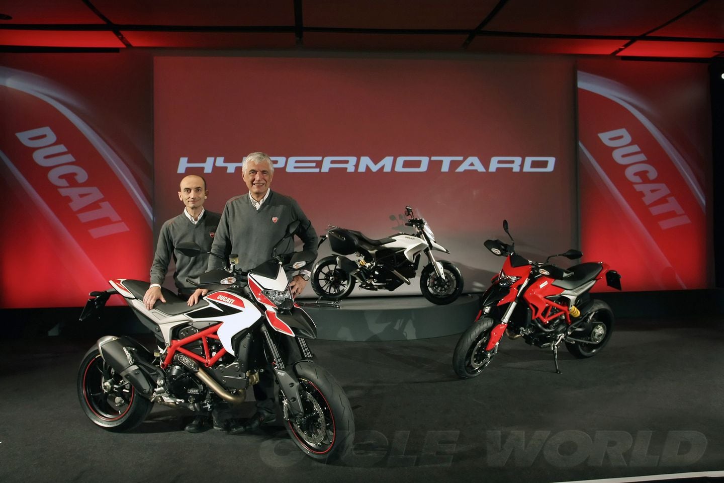 Ducati Hyperstrada 821