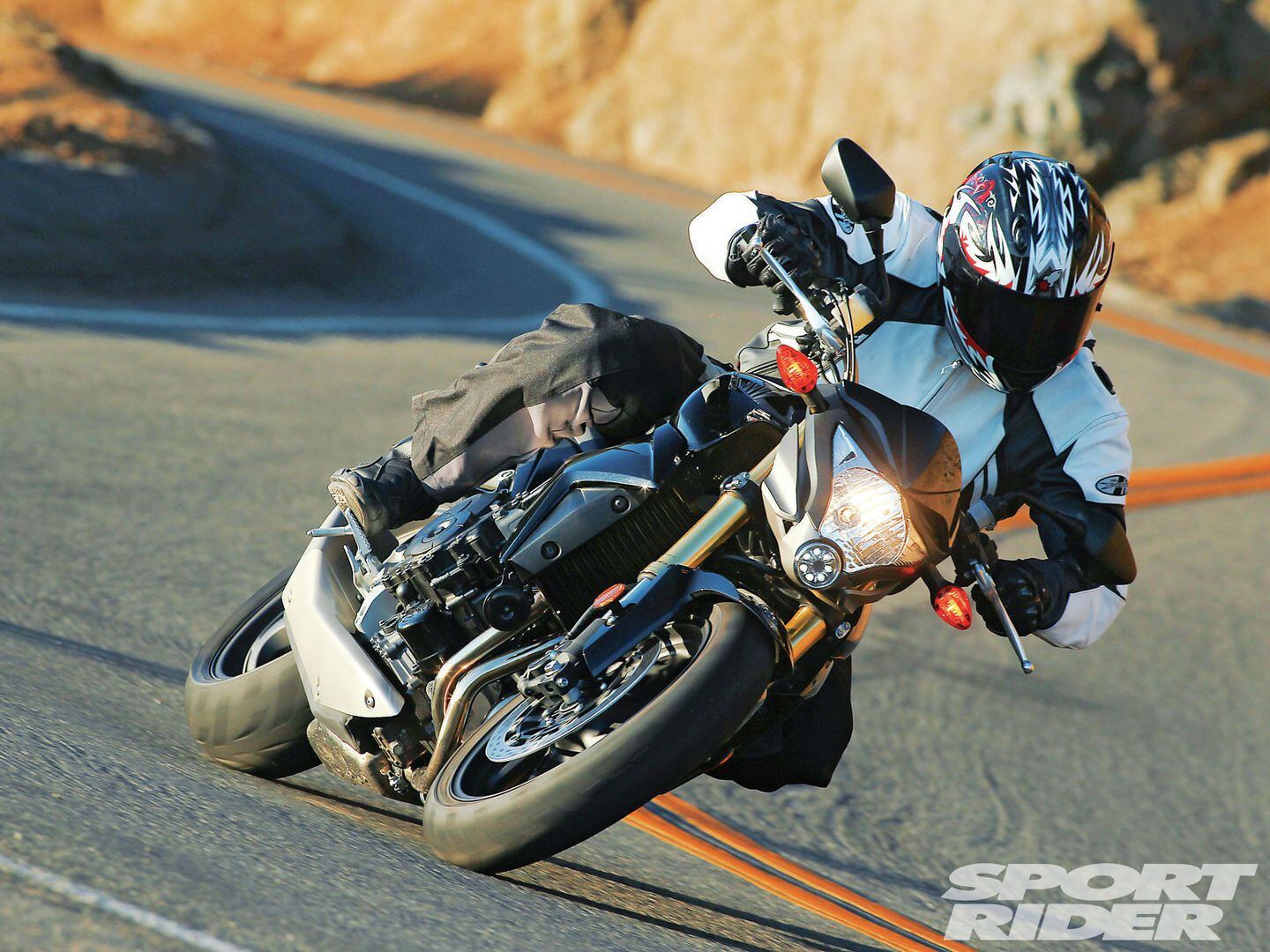 O MELHOR JOGO DE MOTO (RIDE)+CB1000R (✪‿✪) 