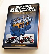 洋書 CLASSIC RACING ENGINES Classic Racing Engines: Amazon.co.uk: Ludvigsen, Karl