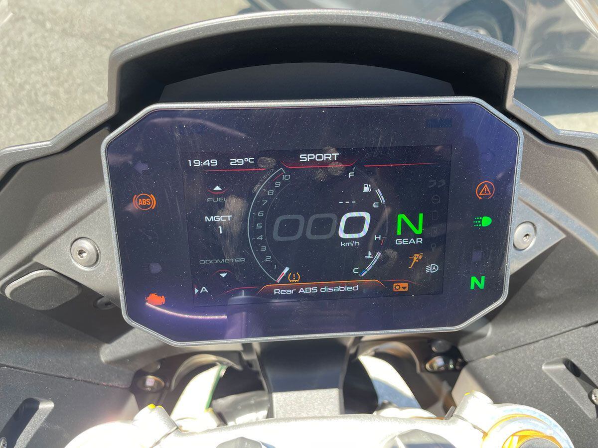 The 5-inch TFT display is borrowed from Aprilia and has a well-designed, intuitive set of menus for configuring ride modes, controlling accessories, and linking to a smartphone, all while providing all the necessary bike info.