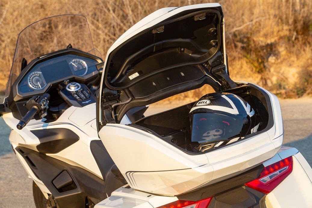 2020 Honda Gold Wing Tour DCT Test Review Cycle World