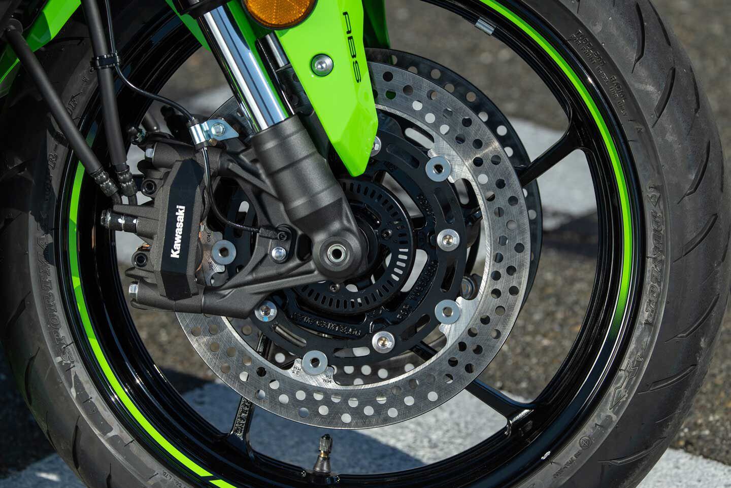 The Ninja ZX-4RR has some serious hardware up front, with a fully adjustable Showa SFF-BP fork, and serious brake hardware.