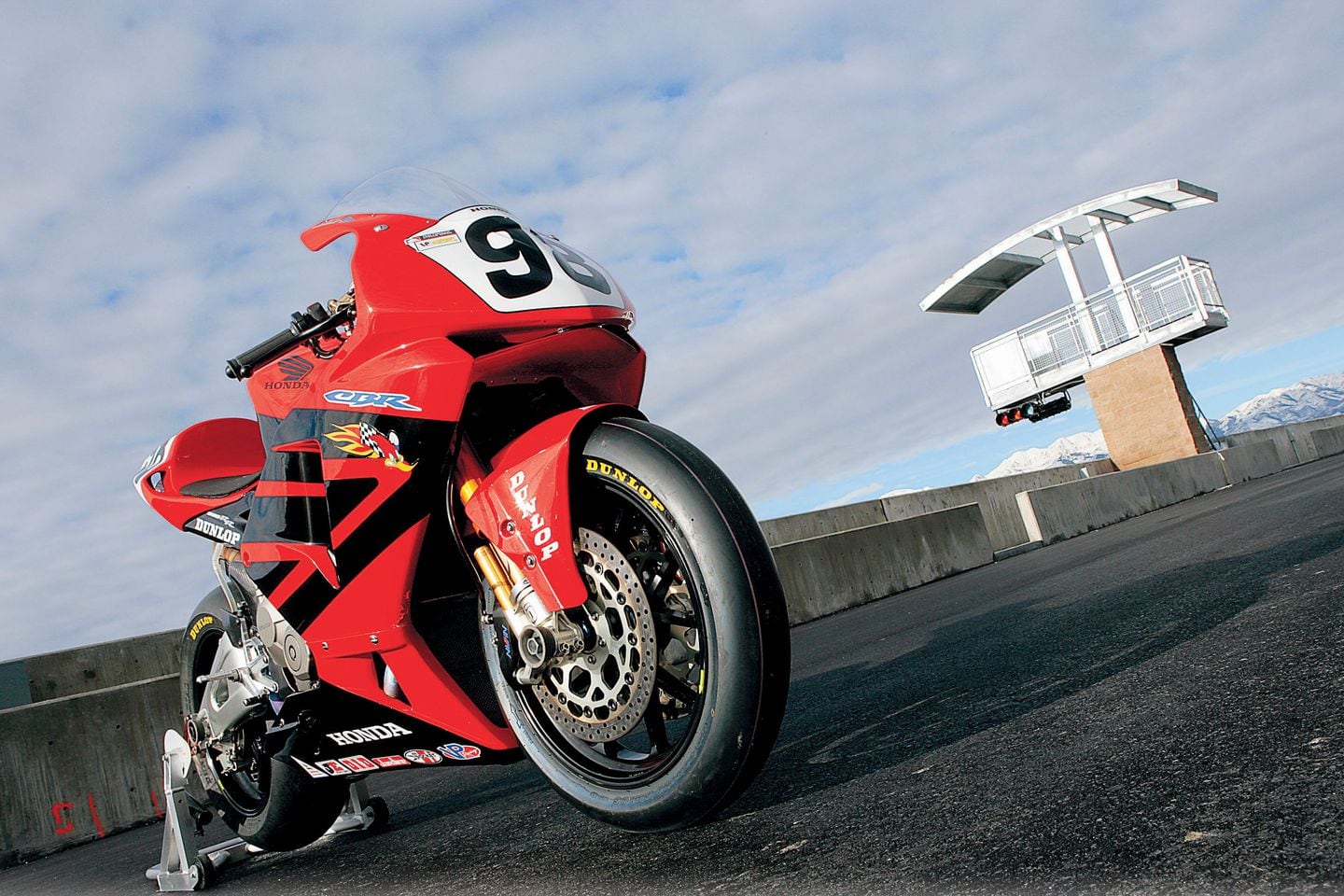 This Honda CBR600RR Daytona 200 Winner Would Smoke 750s | Cycle World