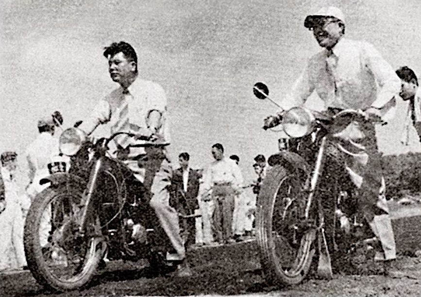 Takeo Fujisawa (left) and Soichiro Honda.