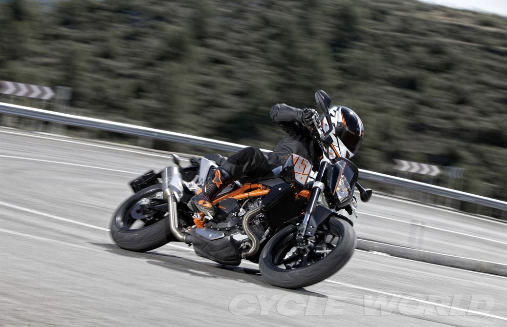 KTM 200 Duke and 690 Duke- EICMA 2011 Milan Motorcycle Show