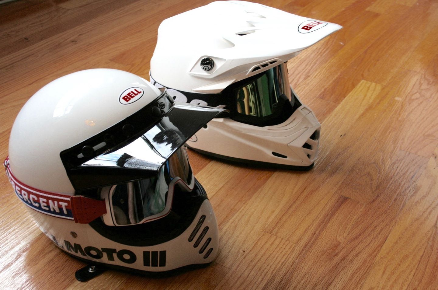 Bell moto best sale 3 shell sizes