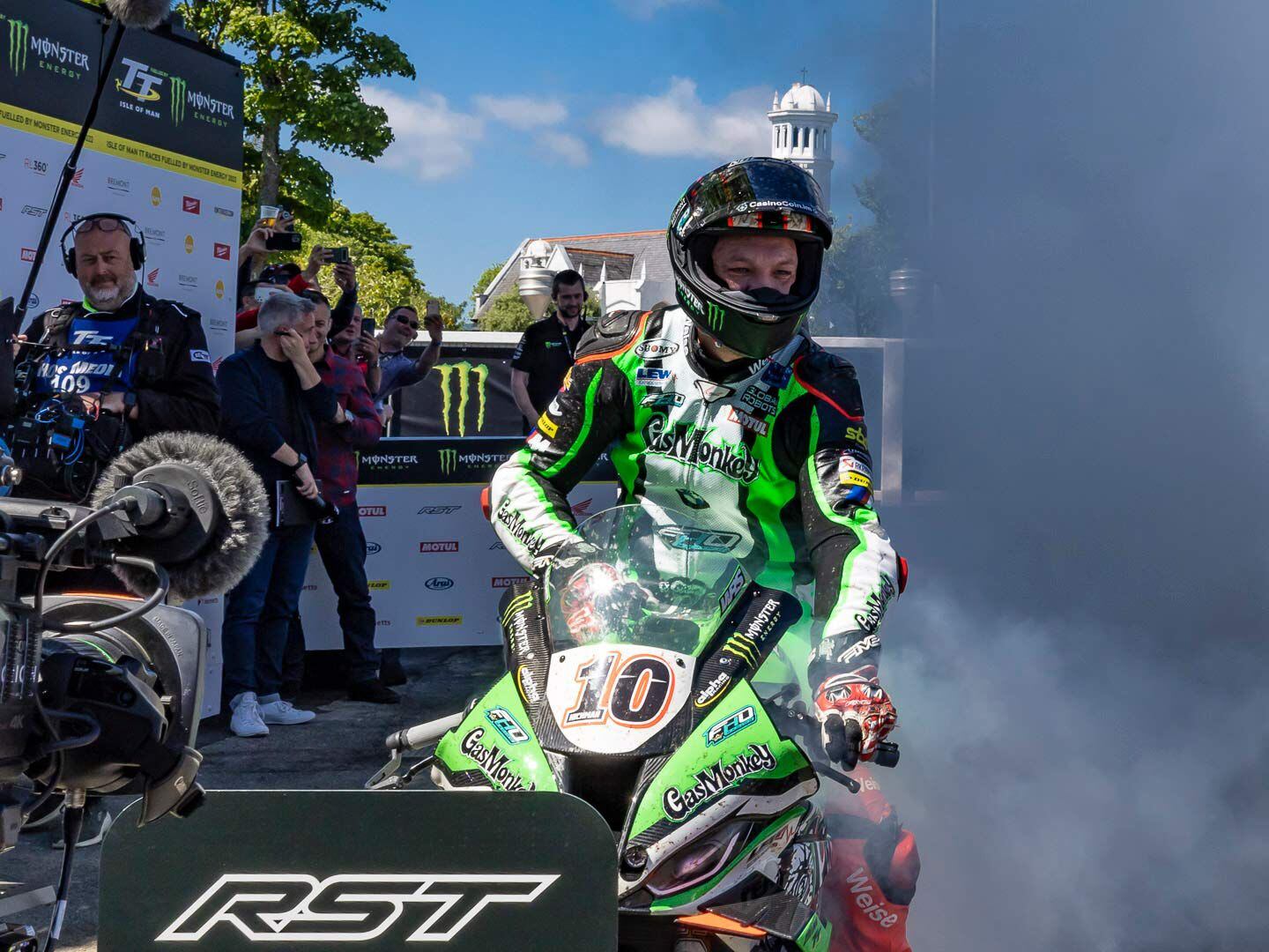 Hickman pulls into the winner’s enclosure for the first time in 2022 and burns off all the tire that wasn’t left out on the course.