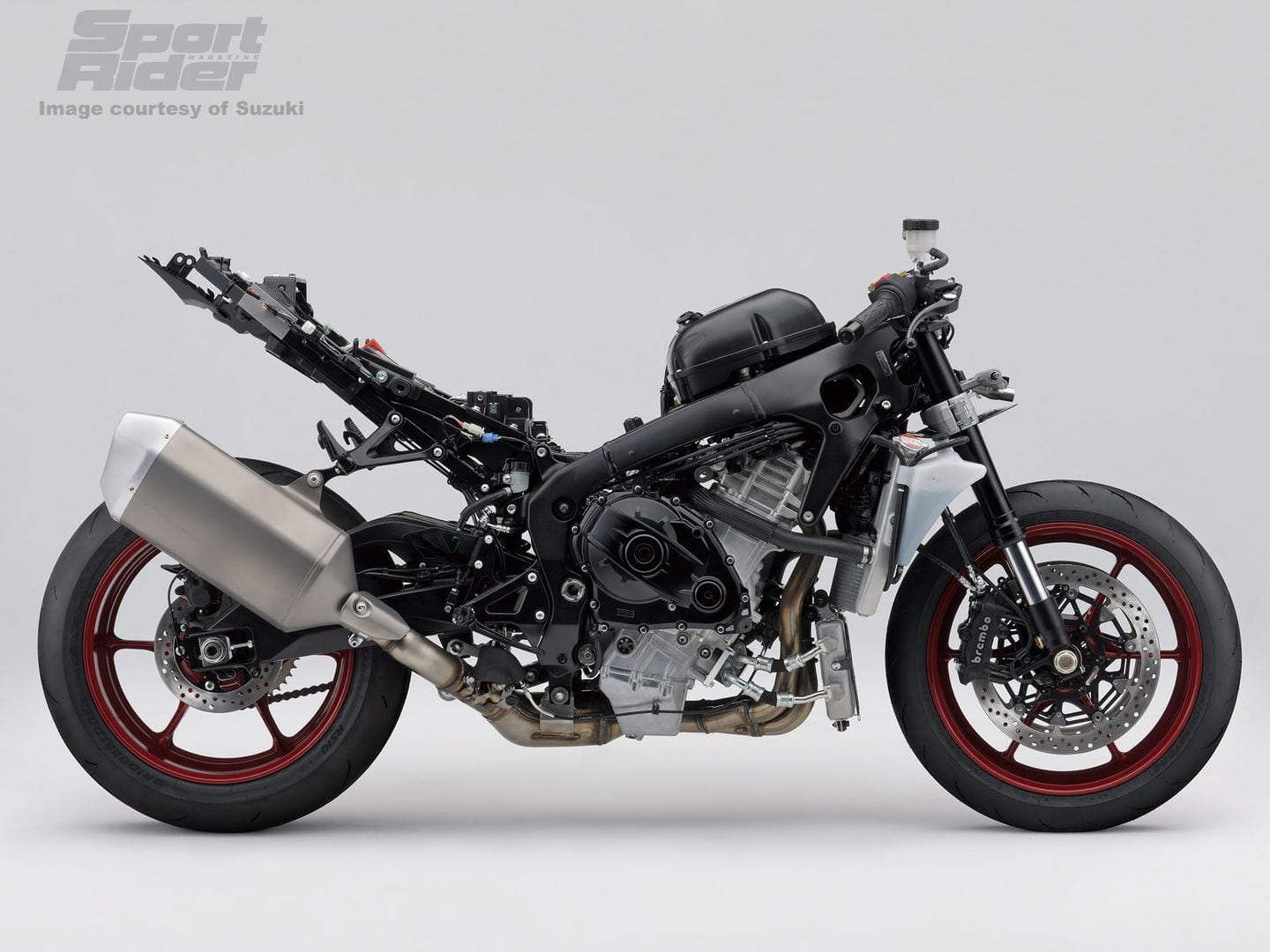 Inside the 2017 Suzuki GSX-R1000 Part 1: Chassis and Electronics