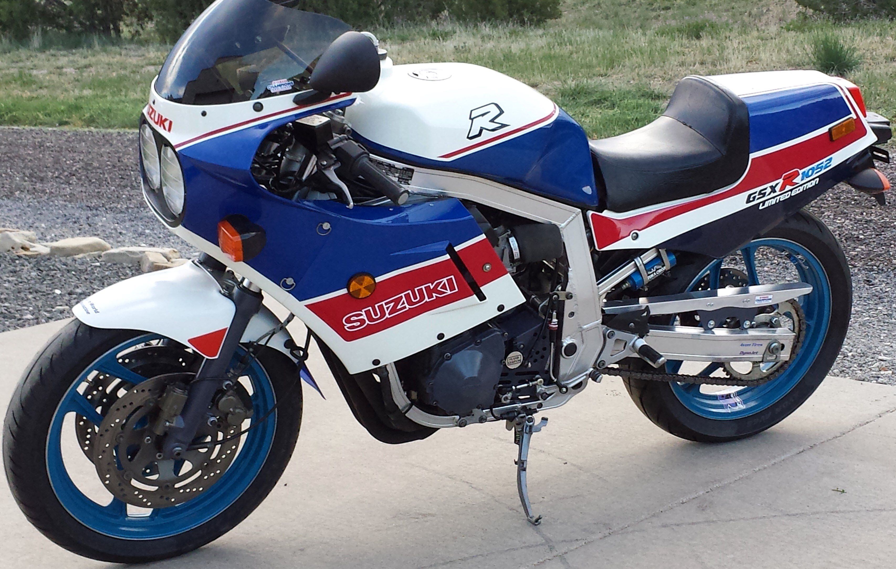 Best vinyl for motorcycle seat discount