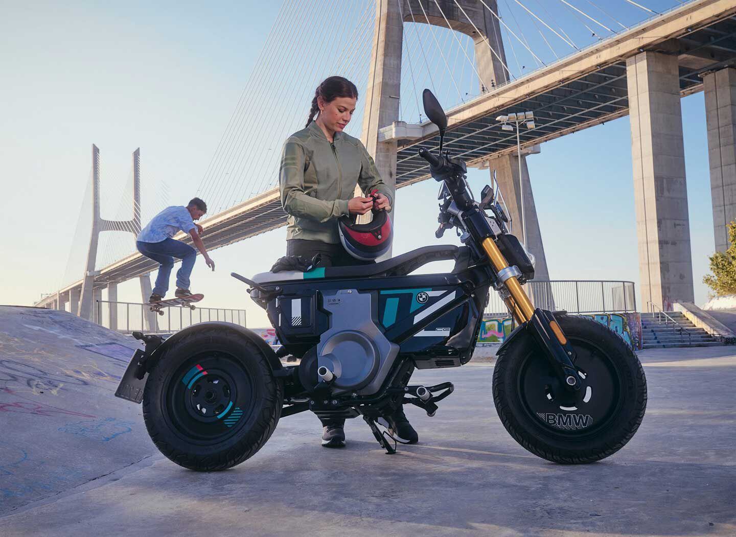 Chunky but minimal, the scoot boasts an upside-down fork, preload-adjustable rear shock, and two ride modes. Shown here is the higher-spec Highline package, which adds a gold fork, quick charger, heated grips, and more.