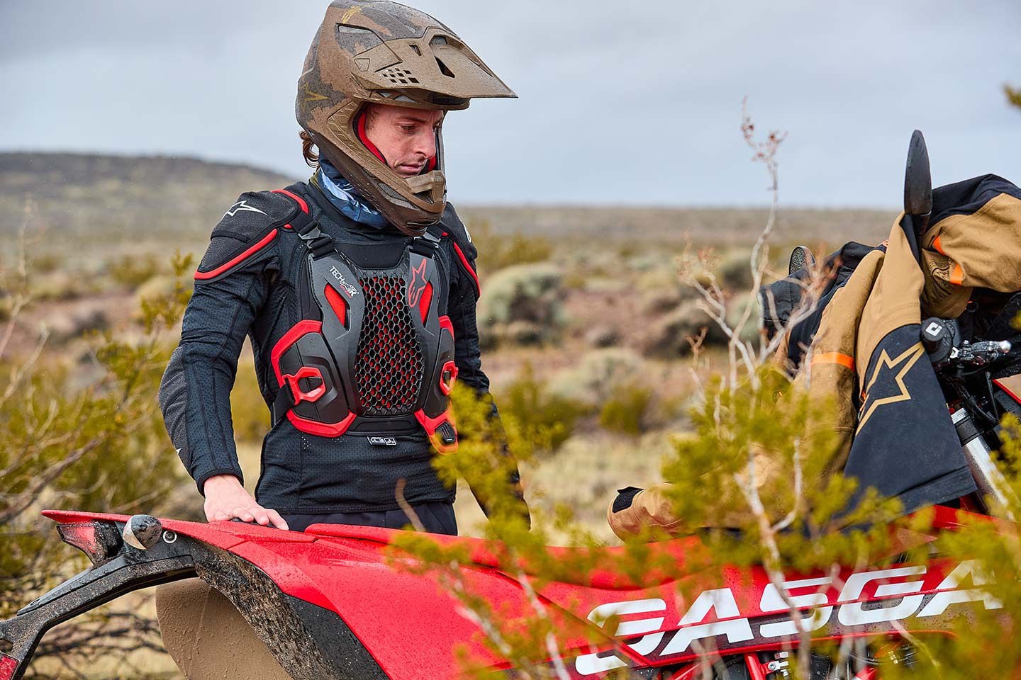 Alpinestars’ Tech-Air Off-Road connects to the Tech-Air app via Bluetooth for system updates, status checks, and records rides through an enhanced Google map.