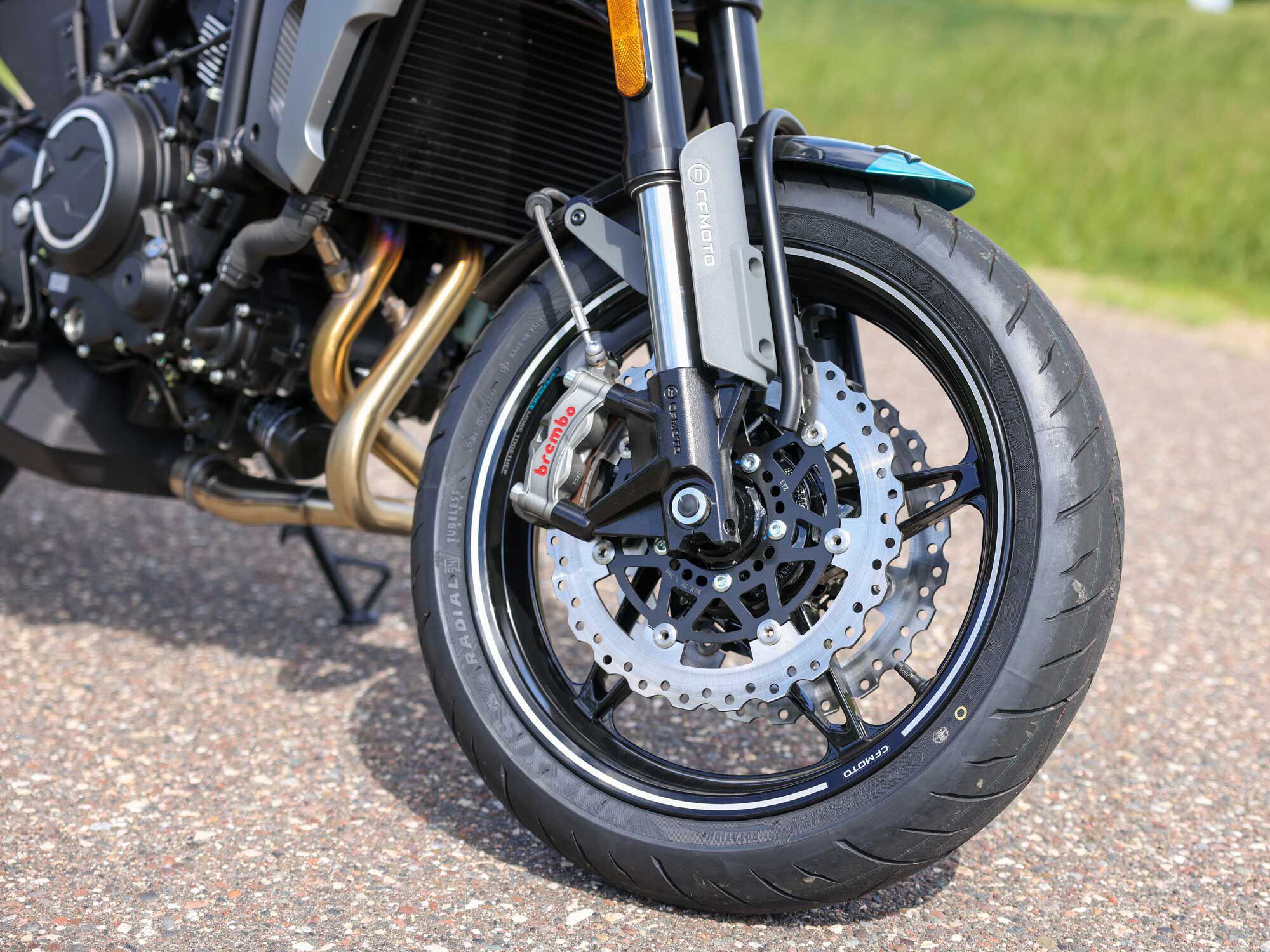 A close look at the Brembo Stylemas that arrive on the 700CL-X Sport.