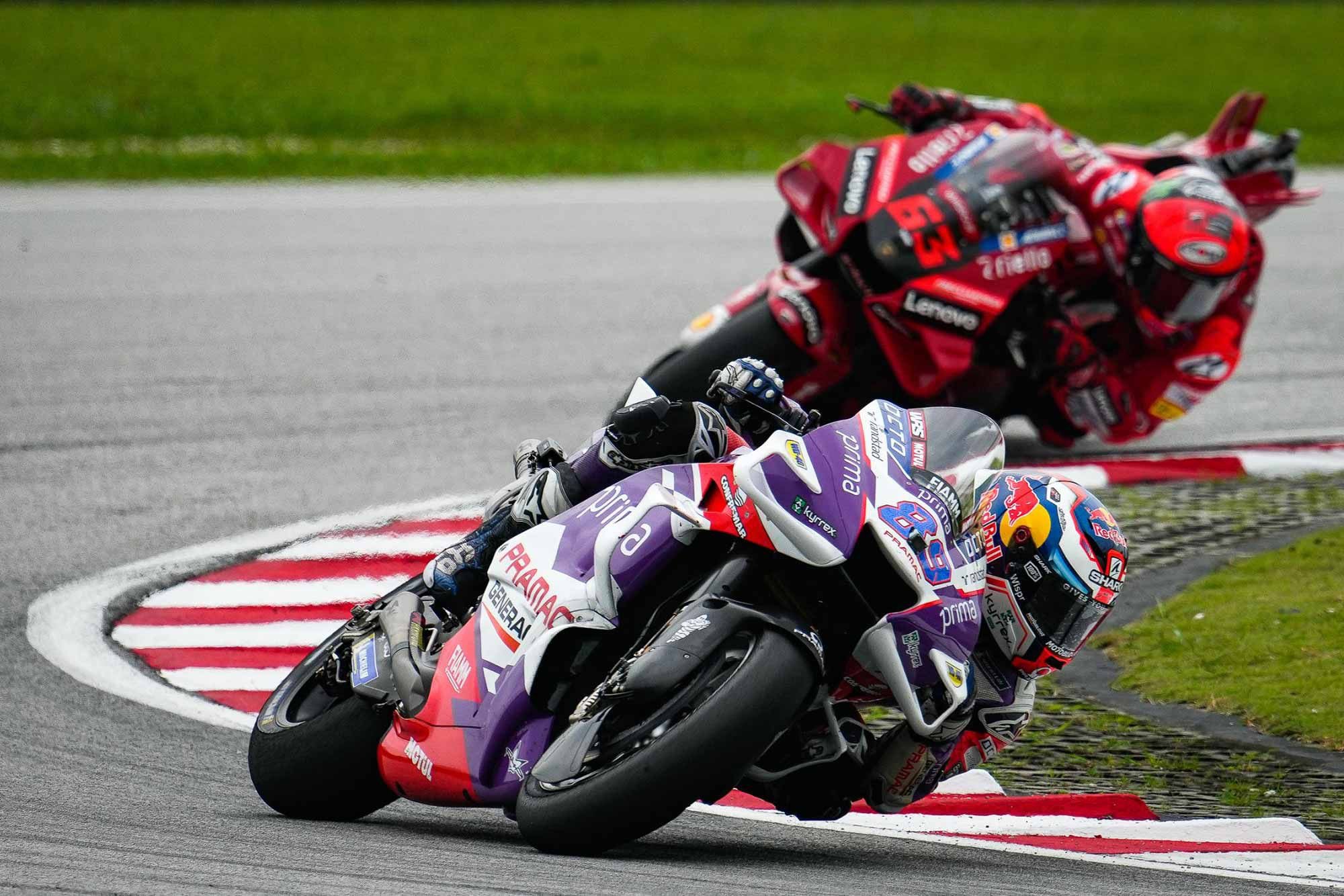 Jorge Martín looked strong and ran up front…until a crash took him out. Data showed that he entered a turn 1 kph faster than on his previous lap.