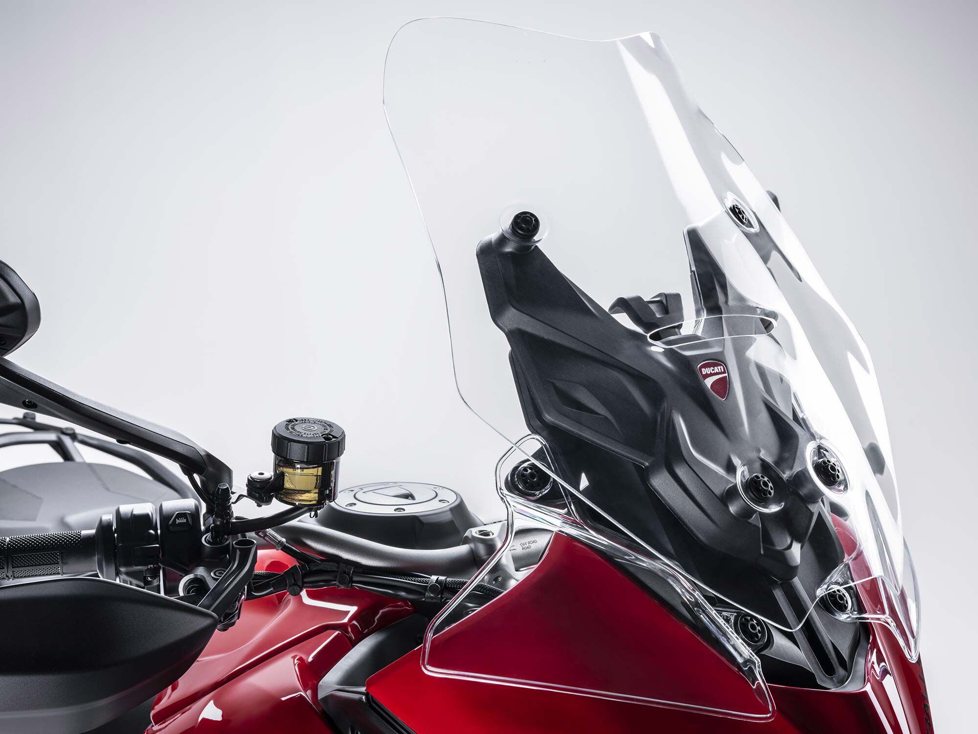 A new windscreen and deflectors have been fitted to the Multistrada V4 Rally.