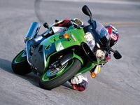  2000 Kawasaki Ninja ZX-9R – Iconic Motorbike Auctions