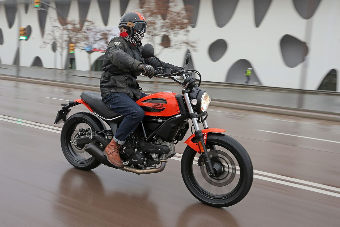 Ducati Scrambler Sixty2 FIRST RIDE Review | Cycle World
