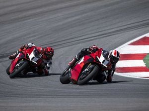 Panigale v4 r cv hotsell