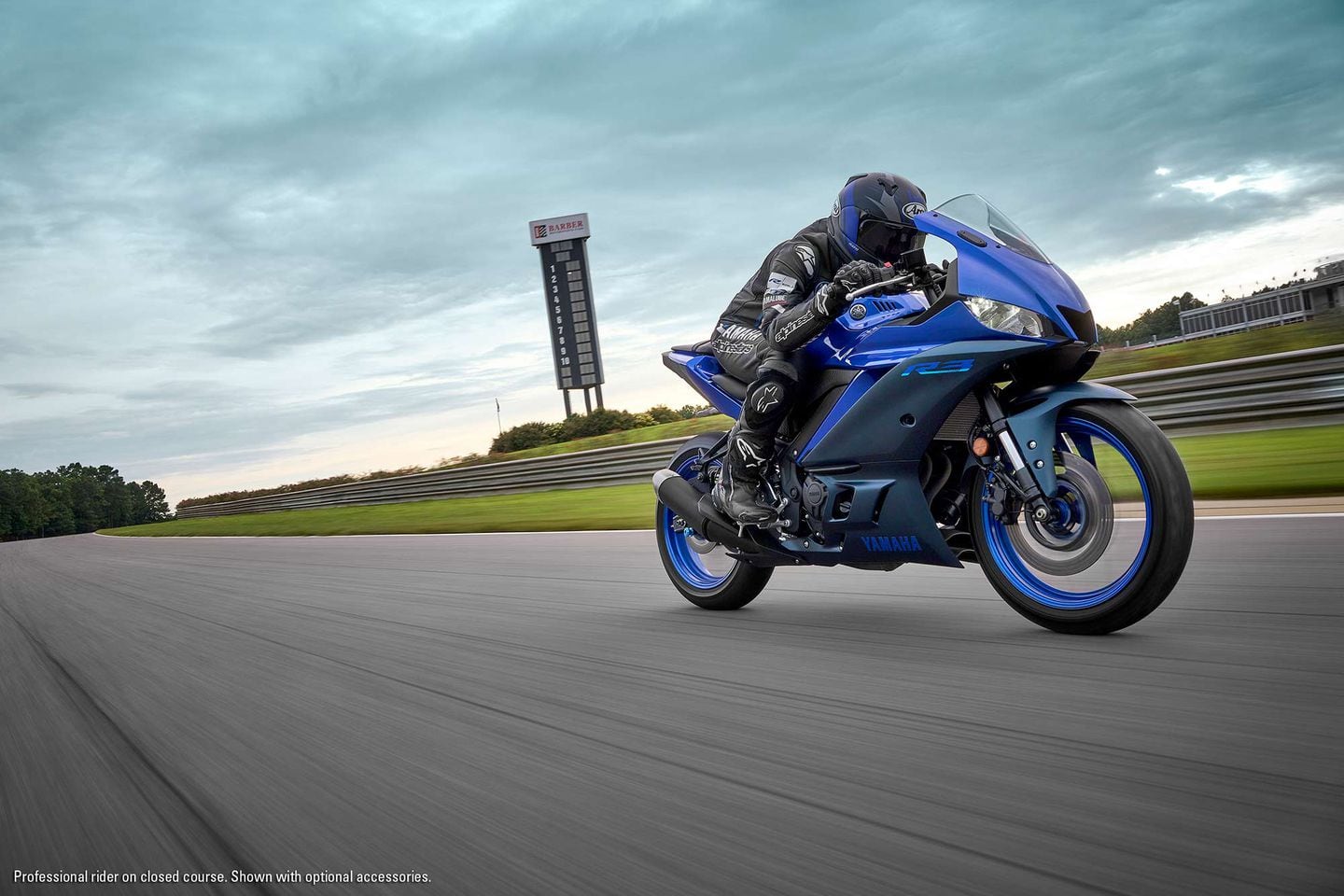R3 yamaha 2022 top