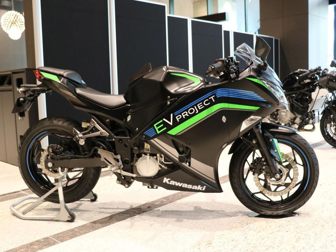 Kawasaki battery store operated four wheeler