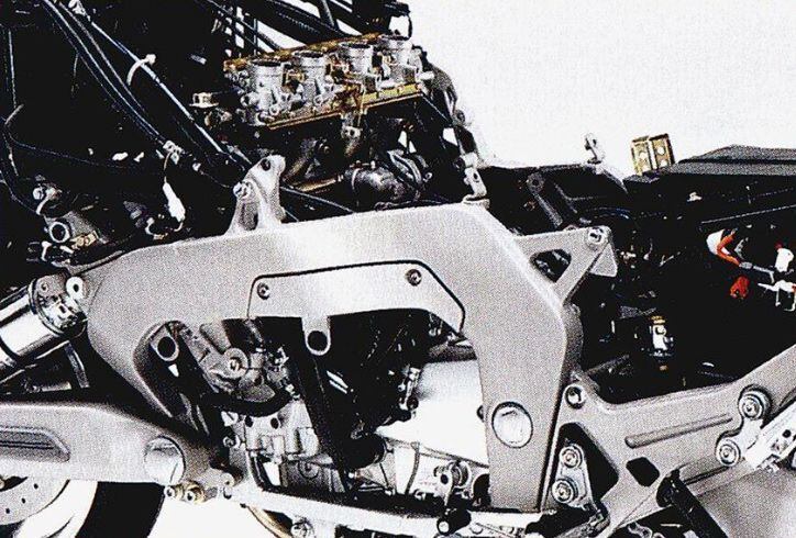 The GTS’ Omega-shaped frame wraps around the five-valve-per-cylinder engine donated from the FZR1000.