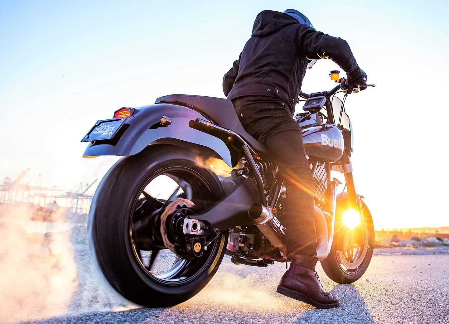 Buell’s liquid-cooled 1,190cc ET-V2 V-twin (detuned from the 185 hp version in the Hammerhead) is stuffed into an RSD-designed chassis and rolls on 17-inch wheels.