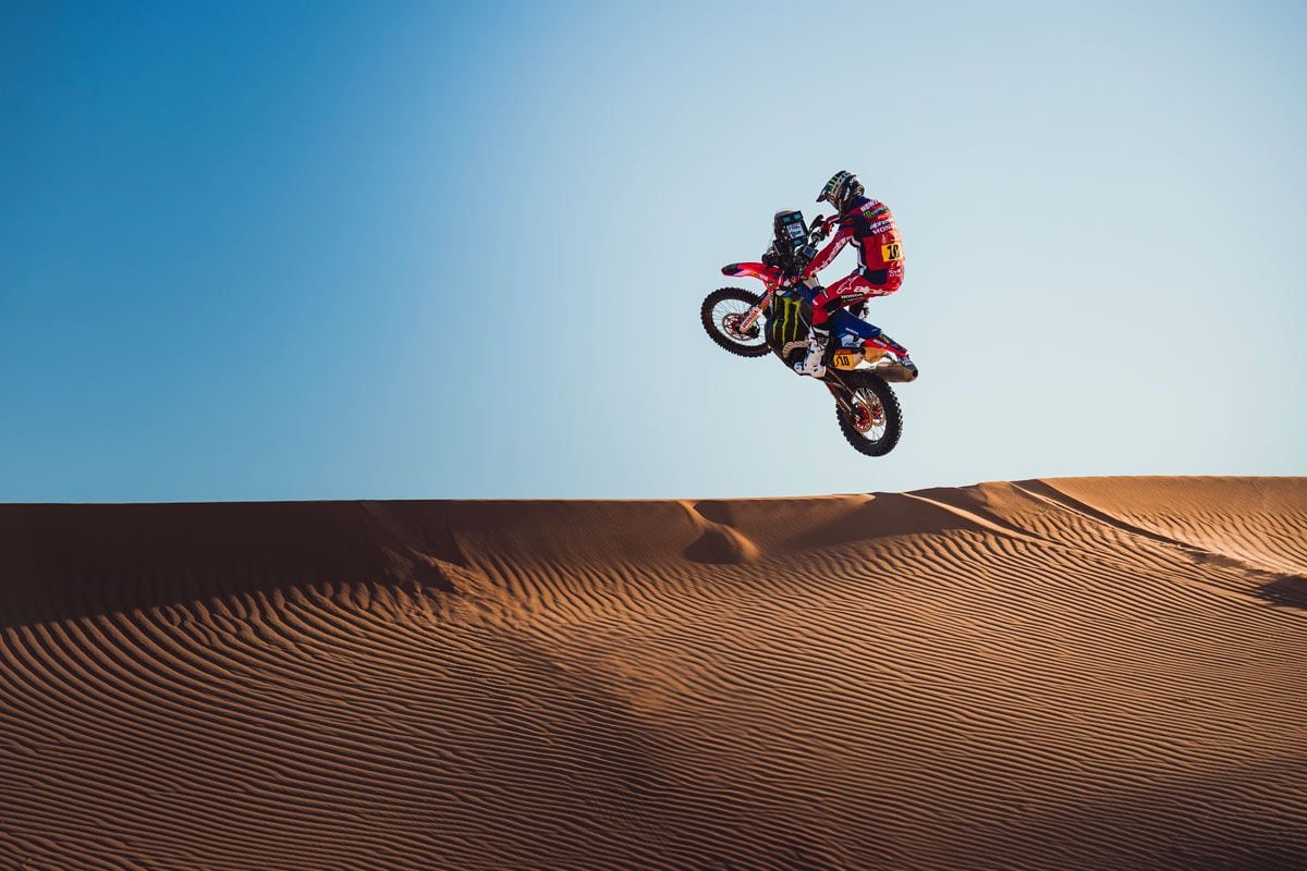 Howes prefers to not be the one opening a stage at Dakar, quite the opposite to his preference while racing desert in the US.