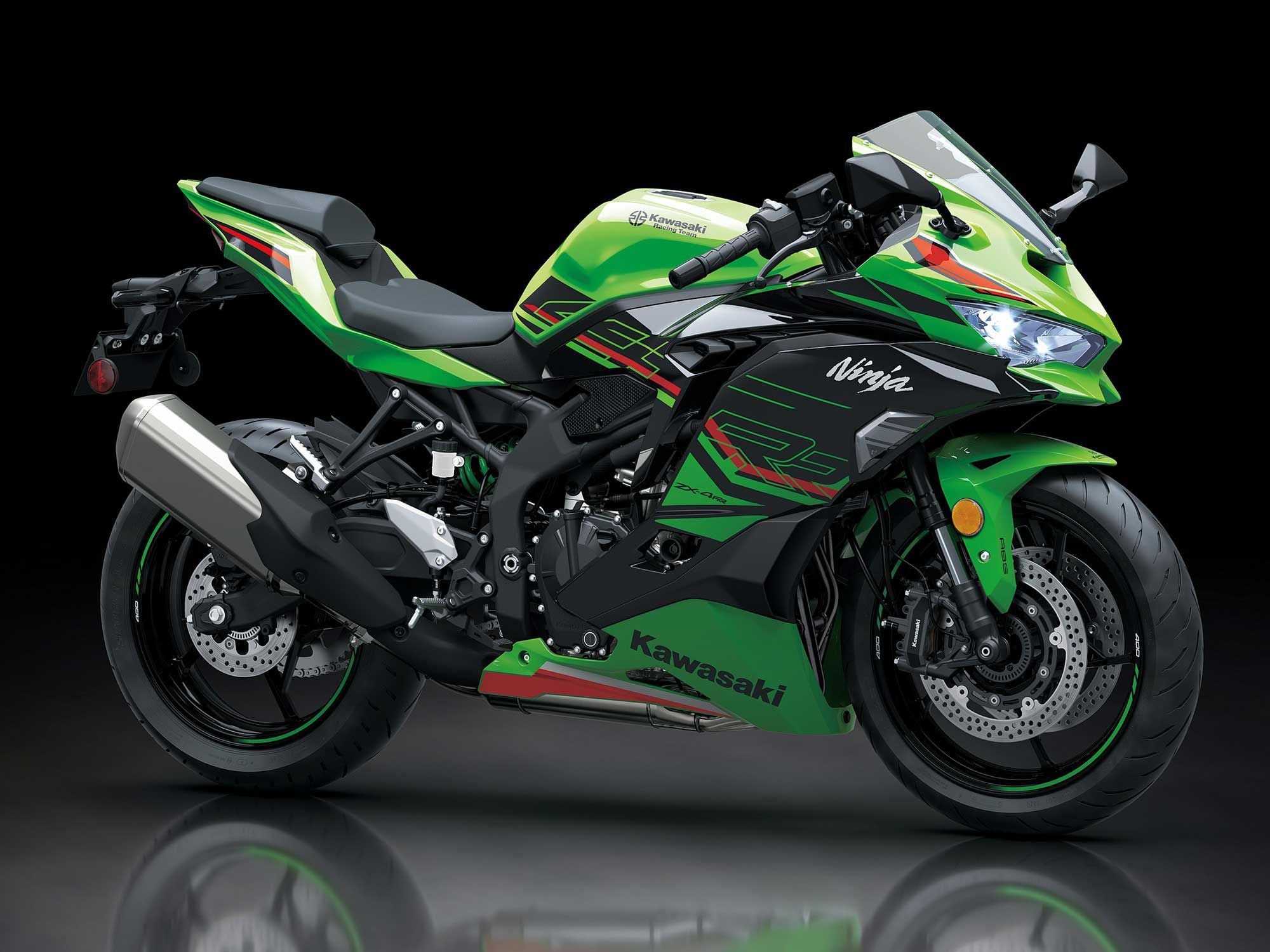 Kawasaki brings the 400cc supersport back to the US with the introduction of the ZX-4RR KRT Edition.