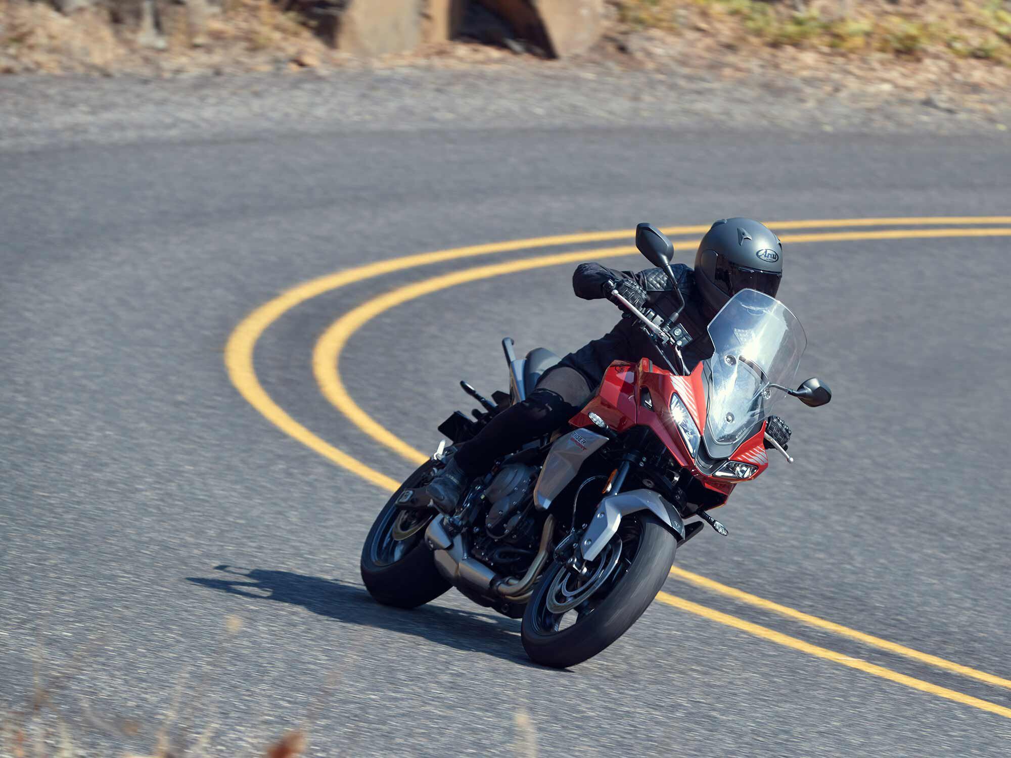 A 23.1-degree rake makes for easy tip-ins on the Tiger, while the longer-travel front suspension is composed enough for all but the harshest bumps.