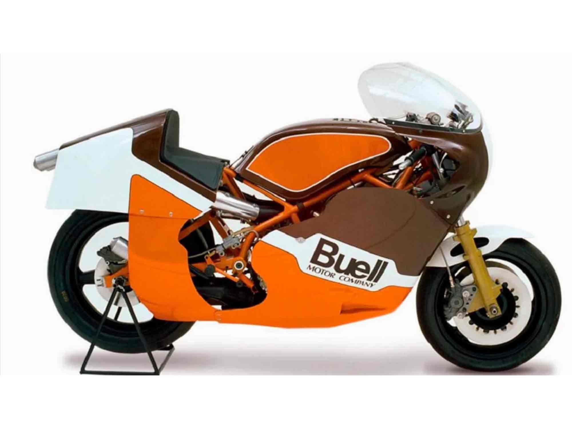 This early Buell RW750 was fitted with fiberglass bodywork influenced by the fairings developed for late ’60s H-D roadracers. It didn’t go over well.