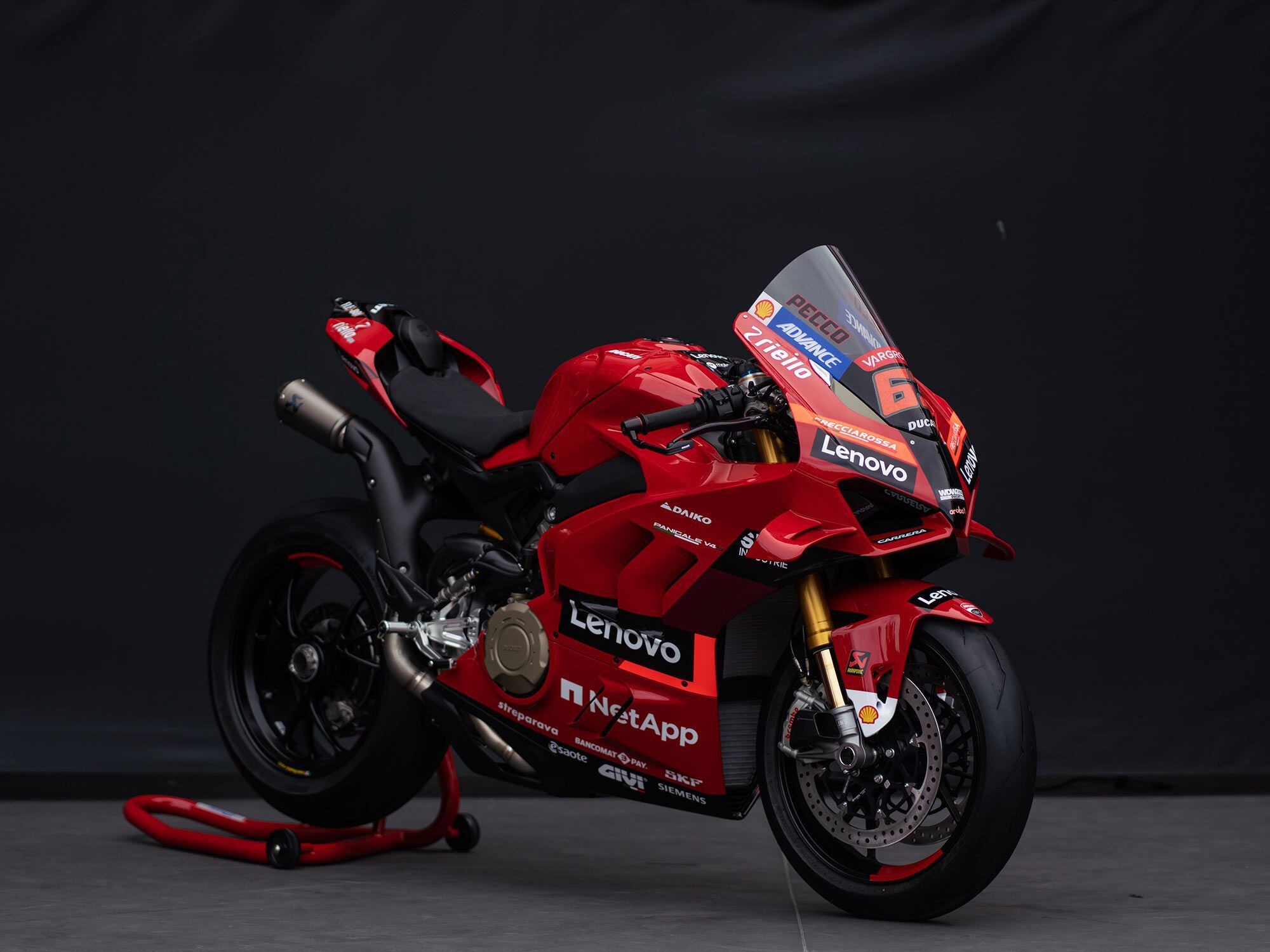 The 2022 Ducati Panigale V4 S dating unique livery for WDW2022.