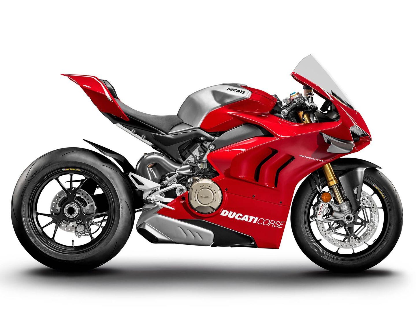 Ducati superleggera v4 performance 2025