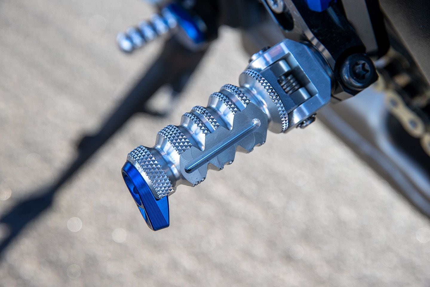The M comes with trick and easily adjustable rearsets.