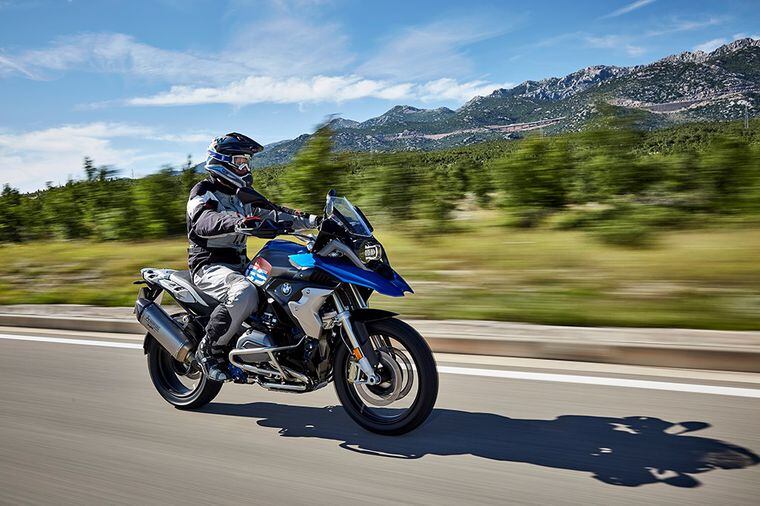 Bmw S New 2017 R 1200 Gs Gets Updated Fairings And Added Optional
