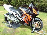 Great Sportbikes of the Past: 1991-1998 Honda CBR600F2-F3 - The