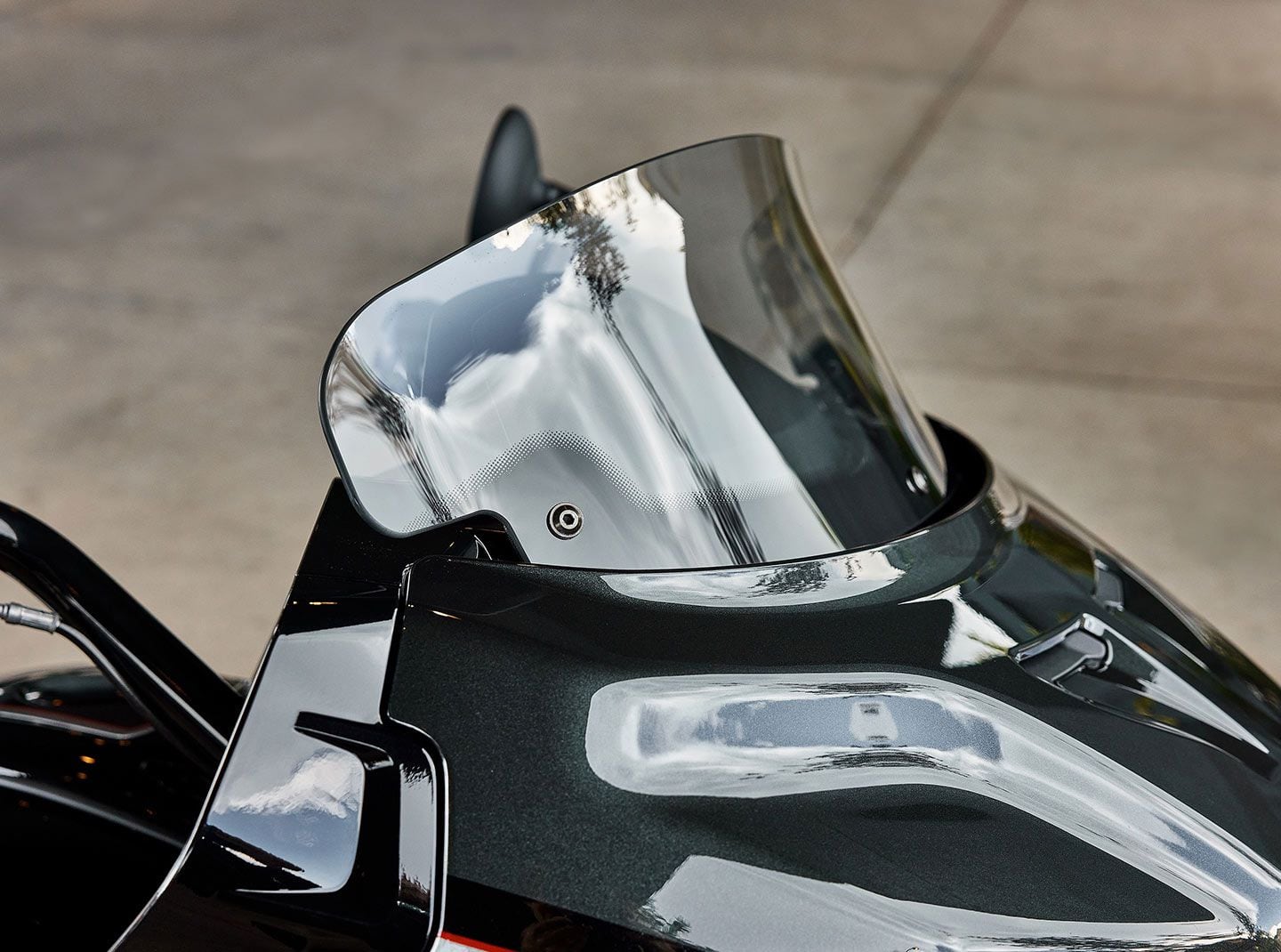 Adjustable flare windscreen on the 2024 Indian Challenger Elite.