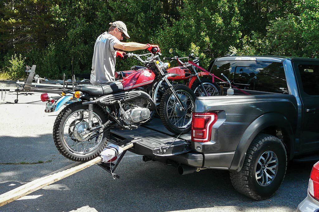 Bike on pickup truck outlet