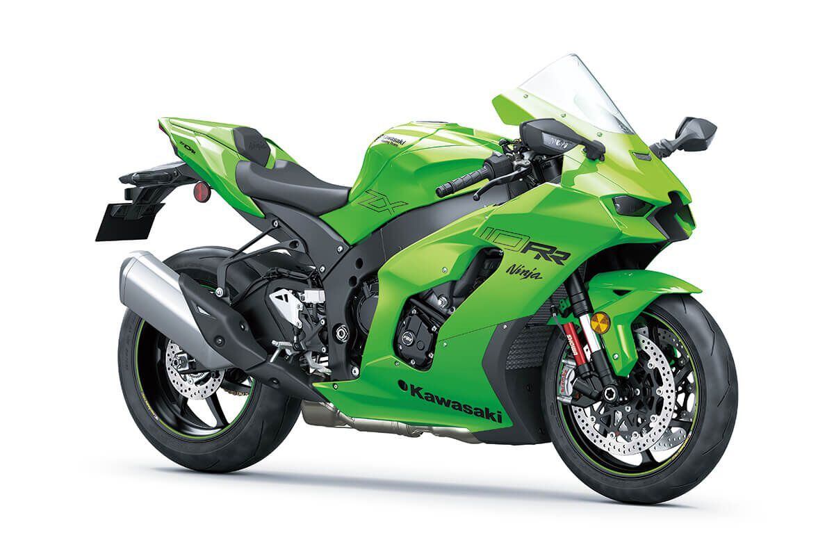 The ZX-10RR brings a bit more horsepower than its ZX-10R brother, and feels lighter and quicker.