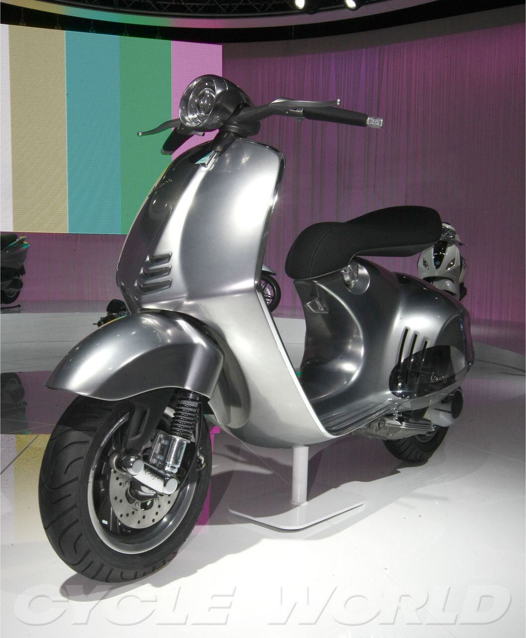 Мотоцикл Piaggio Vespa Quarantasei Concept 2012 обзор
