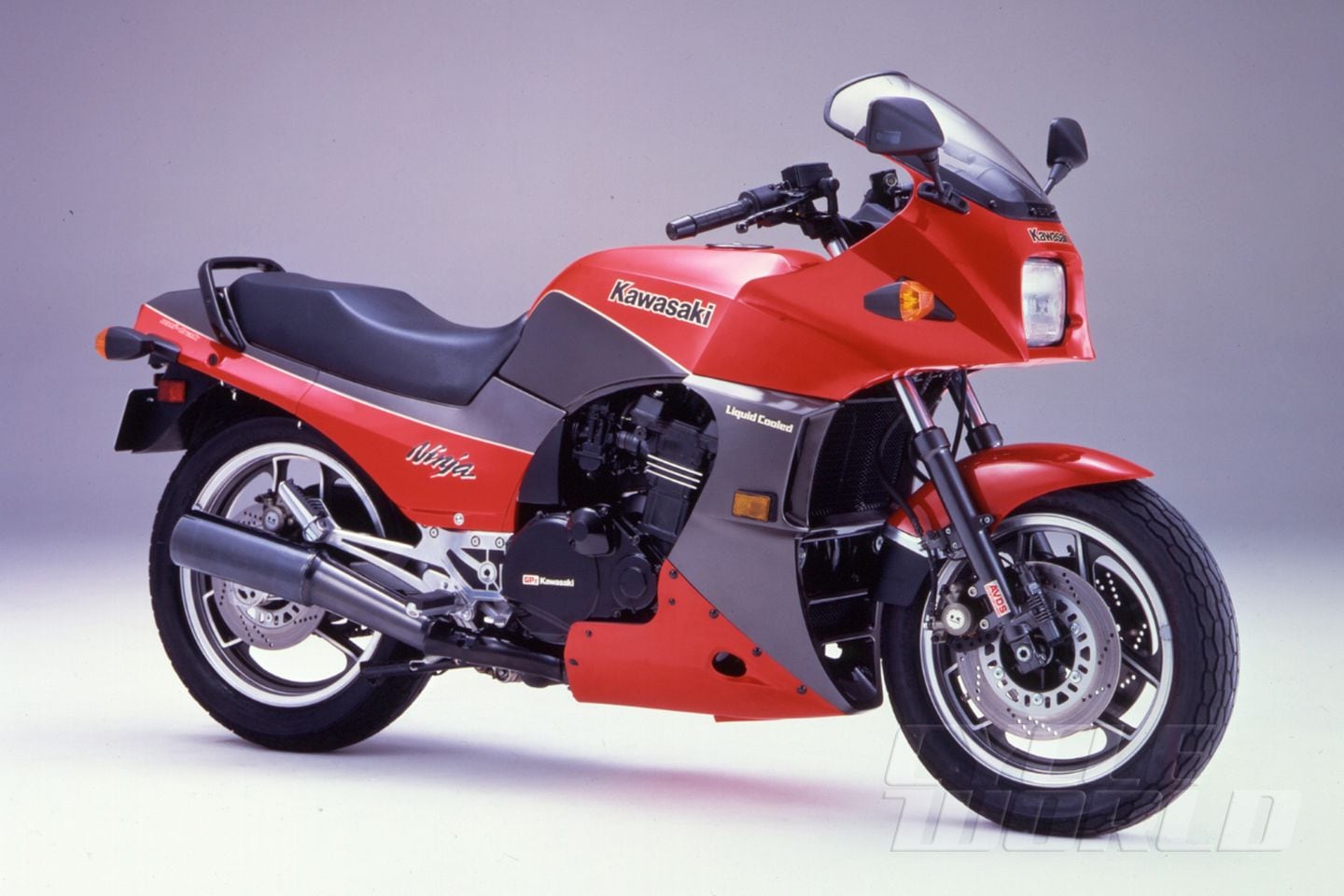 Dovenskab tab Nøjagtighed Kawasaki Ninja Motorcycle History: 1984 GPz900 to 1990 ZX-11 | Cycle World