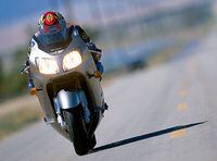 【受注生産品】 Big Dogs: Uncorking the 'Busa and ZX-12 | Cycle World 個人装備