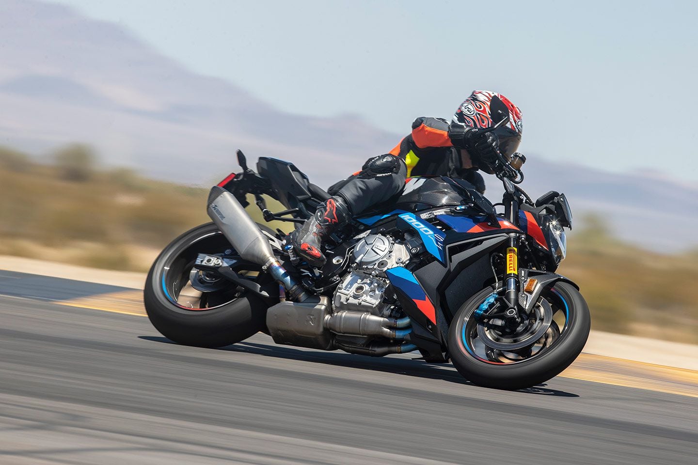 Overall, the M 1000 R’s riding position falls right in between the other two bikes.